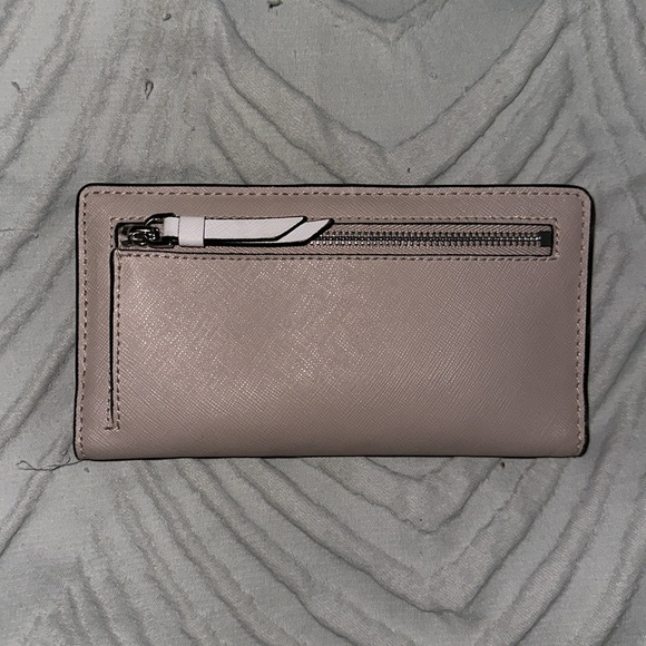 Kate Spade Wallet - Picture 3 of 3